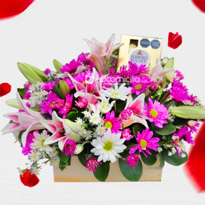 Arreglo Floral Con Lirios Y Chocolates Para Amor Y Amistad A Domicilio En Cali 