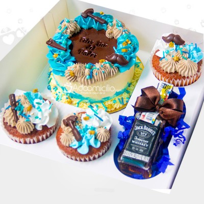 Torta Y Licor Para Celebrar El Día Del Padre A Domiclio En Medellín Pedido Con Dos Días De Anticipación