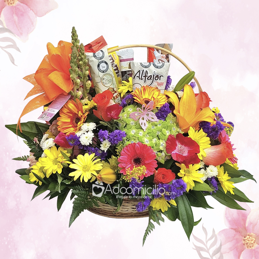 Arreglo Floral Mixto Con Chocolates Para El Día De La Madre A Domicilio En Bogotá Pedido Con Un Día De Anticipación 