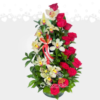 Flores a domicilio en Bogotá Rosas y orquidea cymbidium