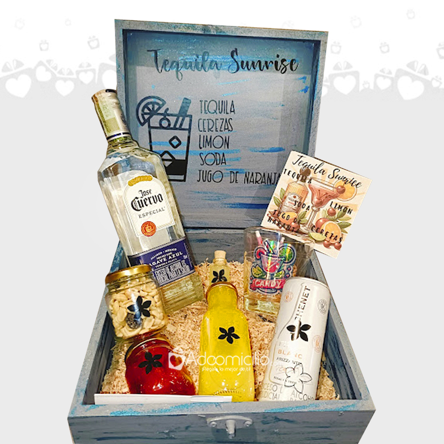 Regalo Para El Día De La Mujer Con Tequila  A Domilio En Bogotá Pedido Con Un Día De Anticipación 