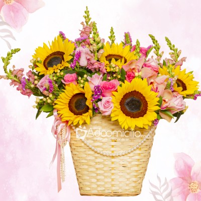 Arreglo Floral Con Girasoles Para El Día De La Madre A Domicilio En Medellín 