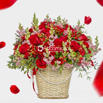 Canasta Floral Para Amor Y Amistad A Domicilio En Medellín 