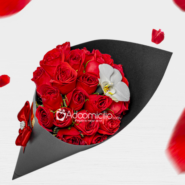Bouquet De Rosas Rojas Para Amor Y Amistad A Domicilio En Medellín 